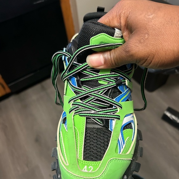 Balenciaga’s size with box - Picture 6 of 9